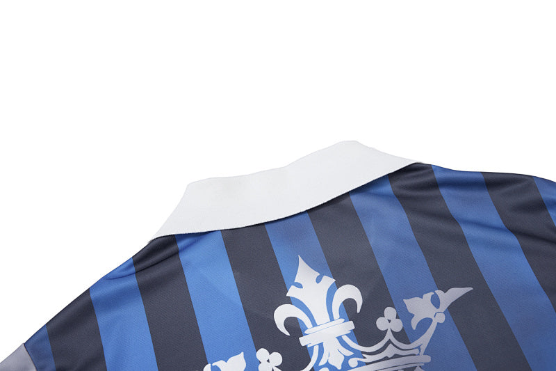 Yiaknis Men's Blue and Black Striped Short-Sleeve Top with Crest Print – photo 8