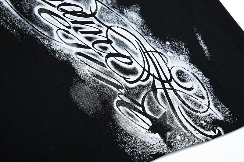 Yiaknis T-Shirt with Large Diagonal Calligraphy Print, White and Black – photo 9
