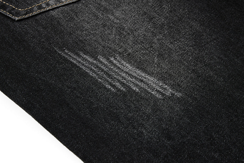 Yiaknis Black Washed Flared Jeans with Snake-Print Belt
