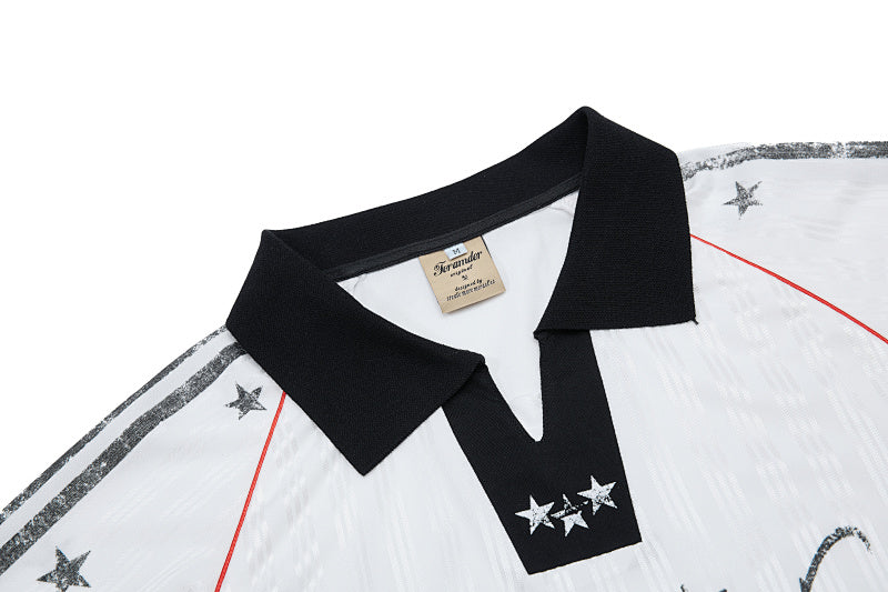 Yiaknis Men's Black and White V-Neck Polo Shirt, Script and Flag Print – photo 11