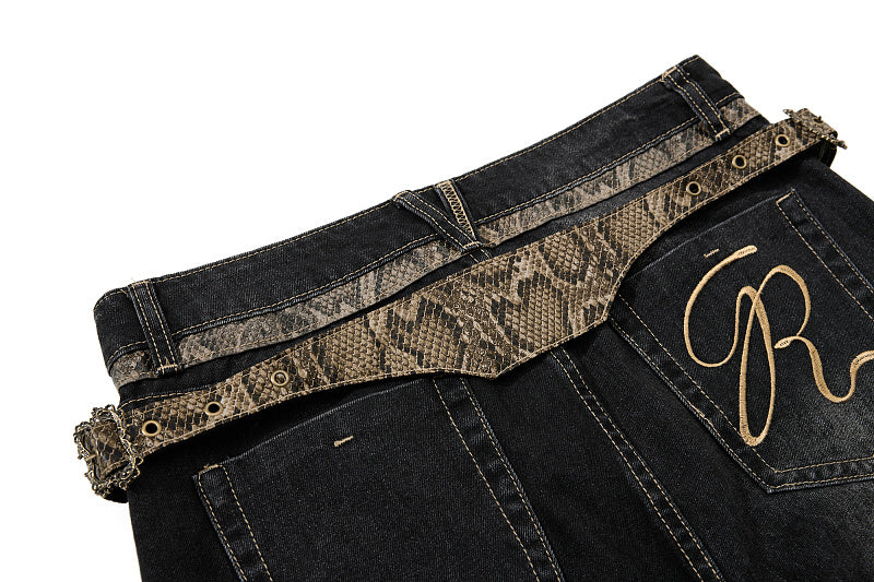 Yiaknis Black Washed Flared Jeans with Snake-Print Belt
