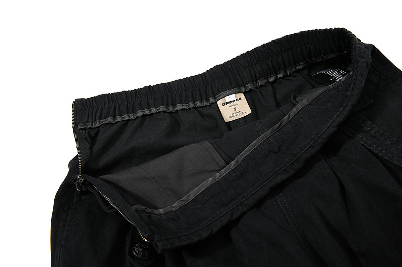 Yiaknis Wide-Leg Cropped Cargo Trousers, Zip Waistband, Black and Off White – photo 13