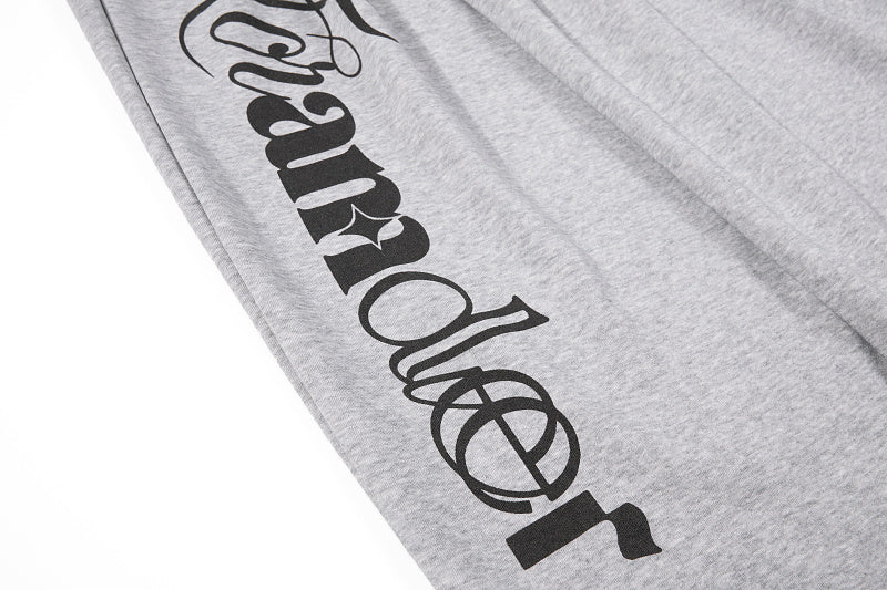 Yiaknis Wide-Leg Sweatpants with Heart and Script Print, Light Grey