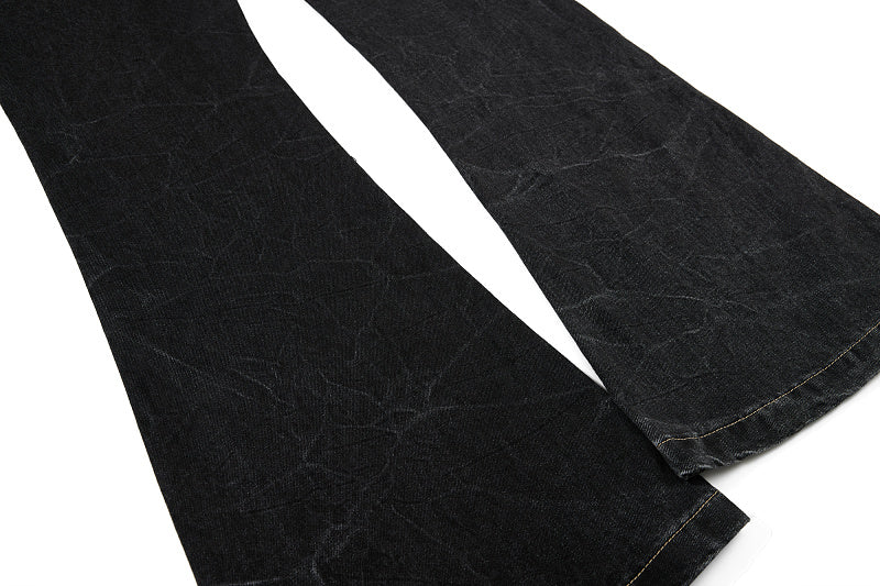 Yiaknis Black Washed Flared Jeans with Snake-Print Belt