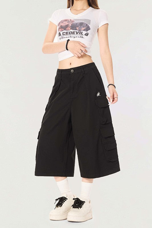 Yiaknis Black Wide-Leg Cargo Capri Pants with Side Pockets