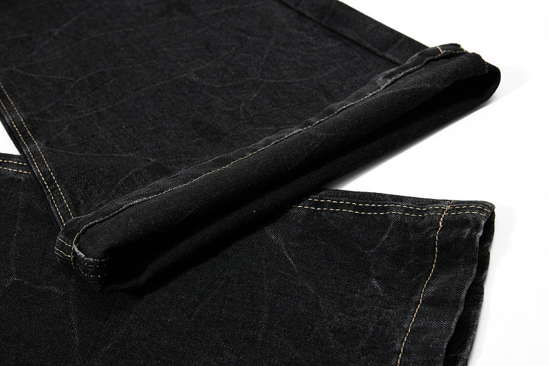 Yiaknis Black Washed Flared Jeans with Snake-Print Belt