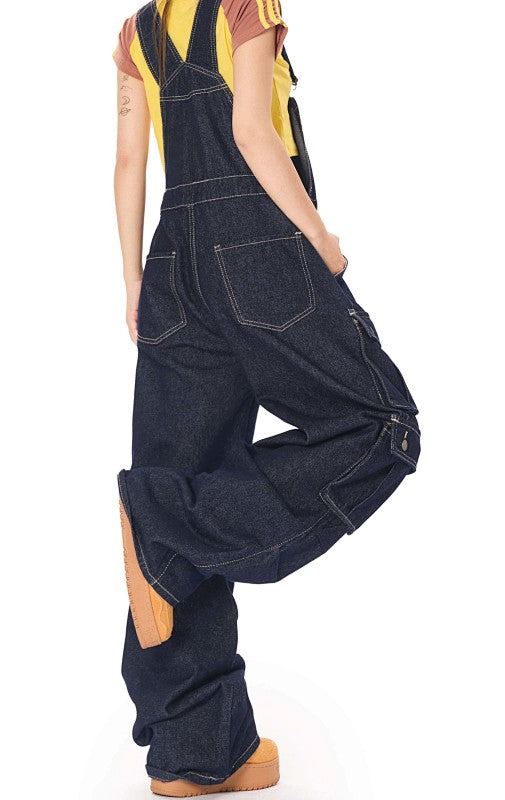 Yiaknis Dark Denim Cargo Overalls with Multiple Pockets - Wide Leg