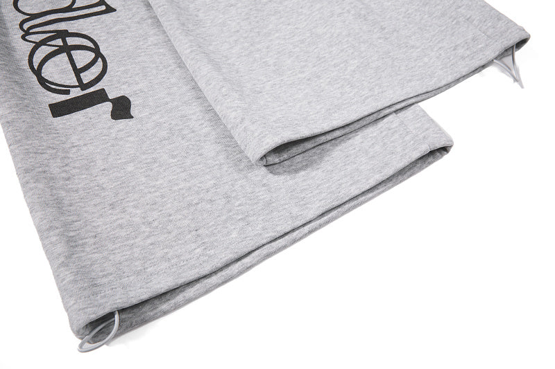 Yiaknis Wide-Leg Sweatpants with Heart and Script Print, Light Grey