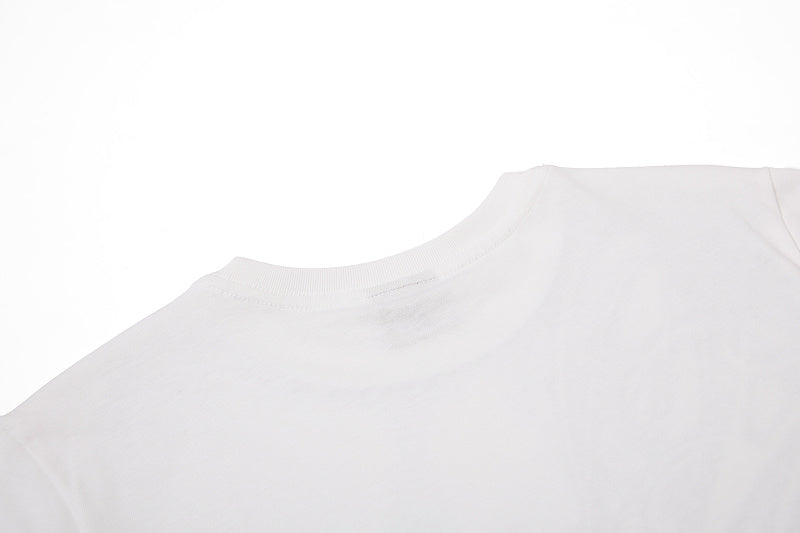Yiaknis T-Shirt with Large Diagonal Calligraphy Print, White and Black – photo 21