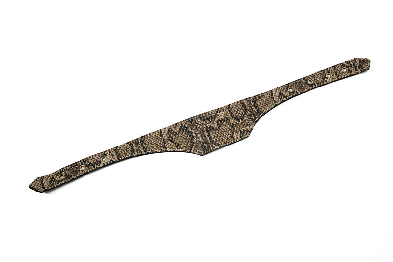 Yiaknis Black Washed Flared Jeans with Snake-Print Belt