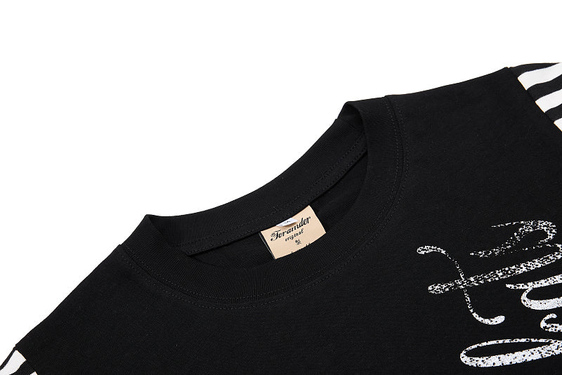 Yiaknis T-Shirt, Rhinestone Script Print, White and Black – photo 25